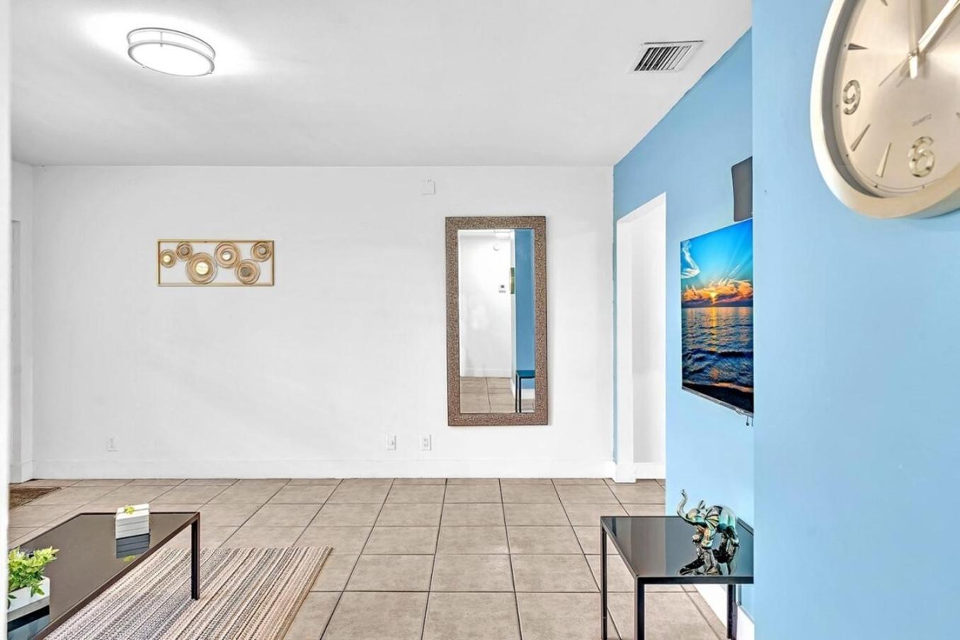 Modern 2Br Oasis Mins To Beach & Casino Db2 Dania Beach Exteriér fotografie